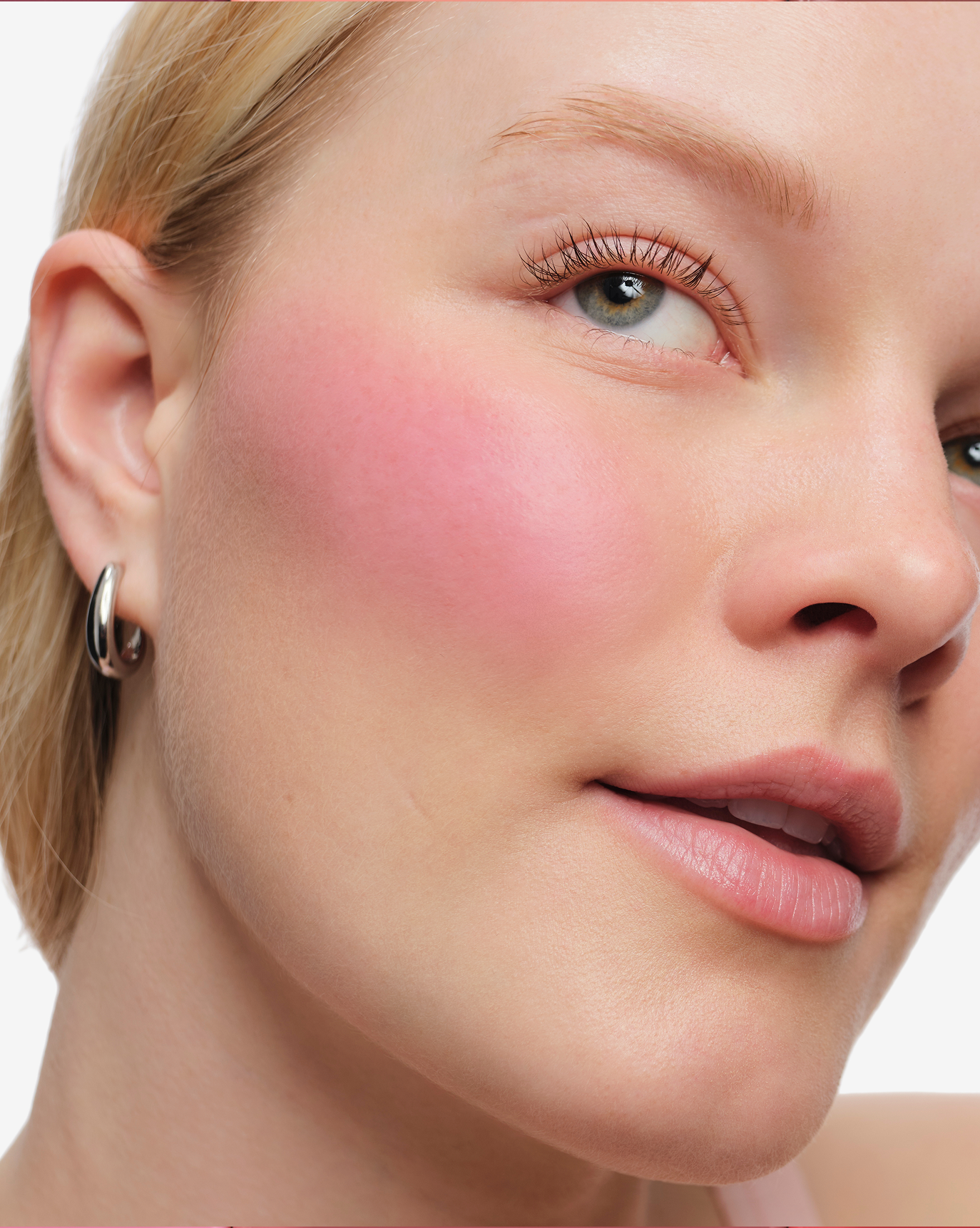 Cloud Paint Plush Blush